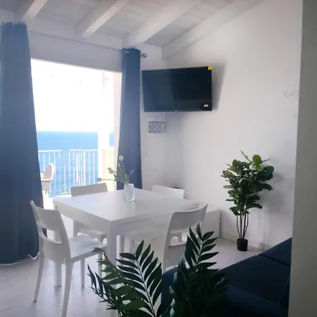 Affittimoderni - Vista Al Mar Apartment *